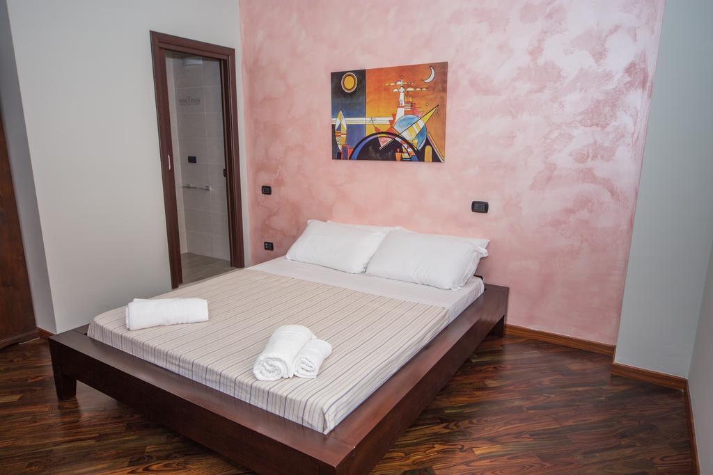 Bed and Breakfast Domus Regis Кальяри Номер фото